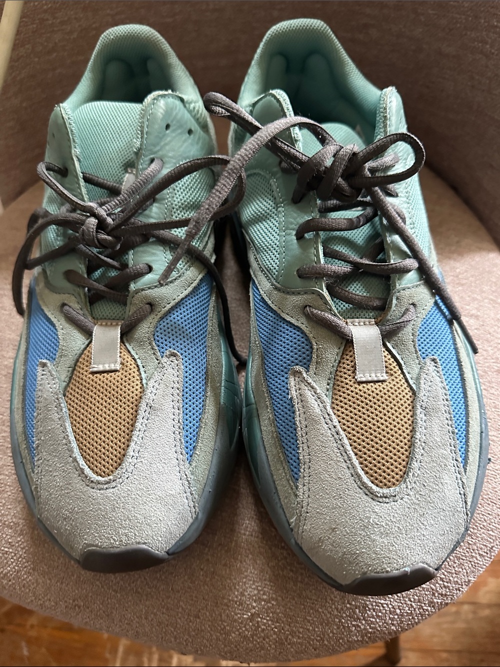Yeezy 700 teal M-12.5